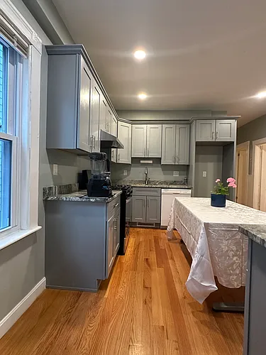 380 Ferry St #1 Photo 1