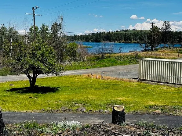 17905 W Lakeview Dr, Medical Lake, WA 99022