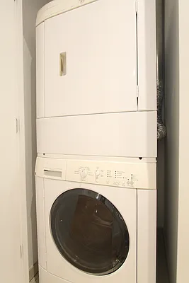 Rented by True Lofts New York LLC | media 12