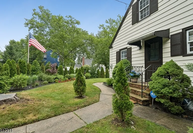 24 Iris Rd — Photo 35