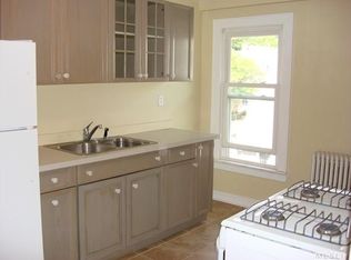 (Undisclosed Address), Northport, NY 11768