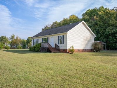 159 King Arthur Ln, Advance, NC, 27006