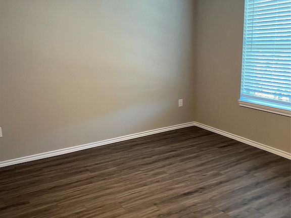 4th image of 6108 Abrams Rd #215