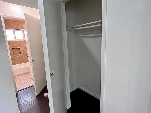 5th image of 11521 Cumpston St APT 2