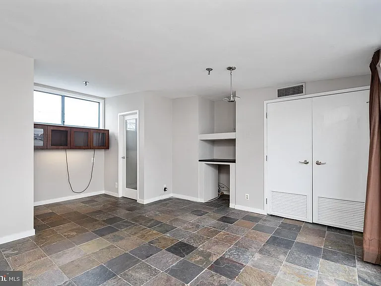 7 N Columbus Blvd #223 — Photo 22