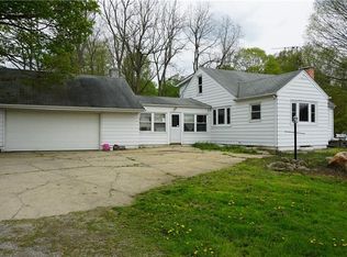 15684 Ravenna Rd, Newbury, OH 44065