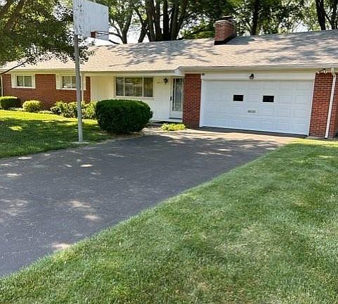 2nd image of 4211 Cypress Ave