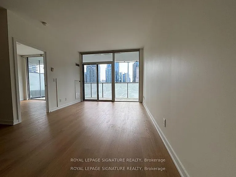 1 Market St #914 — Photo 28