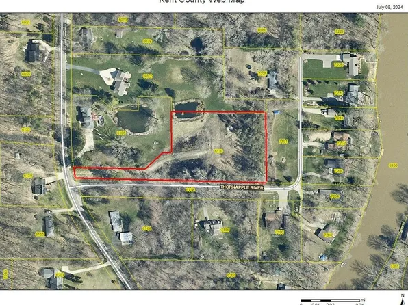 6130 Thornapple River Dr SE, Alto, MI 49302