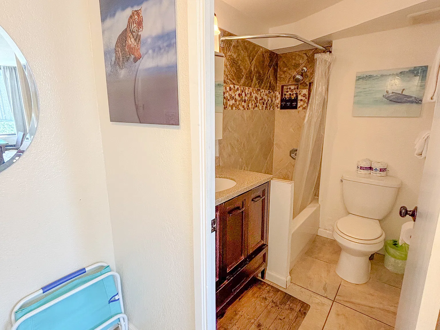 Studio, 225 sqft, $1,900 — Photo 4