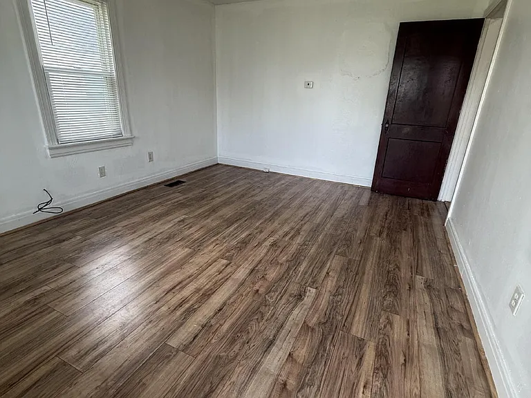 3806 W Kentucky St — Photo 6