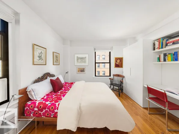 150 East 93rd Street image 9 of 9