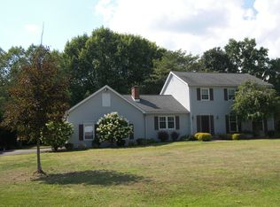 744 Tanglewood Rd, Hermitage, PA 16148