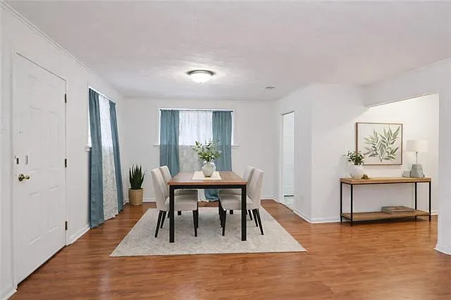 7551 Oak St — Photo 11
