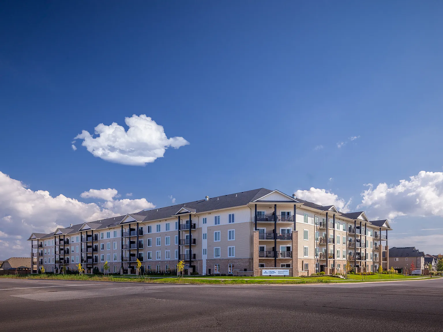 Pelham Junction Apartments — Photo 3