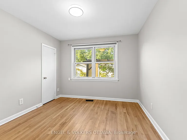 855 Weston Dr — Photo 14