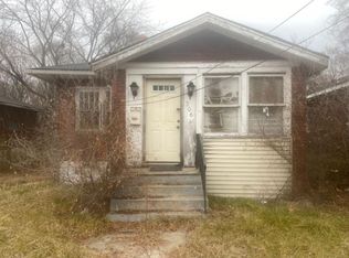 306 W 41st Ave, Gary, IN 46408