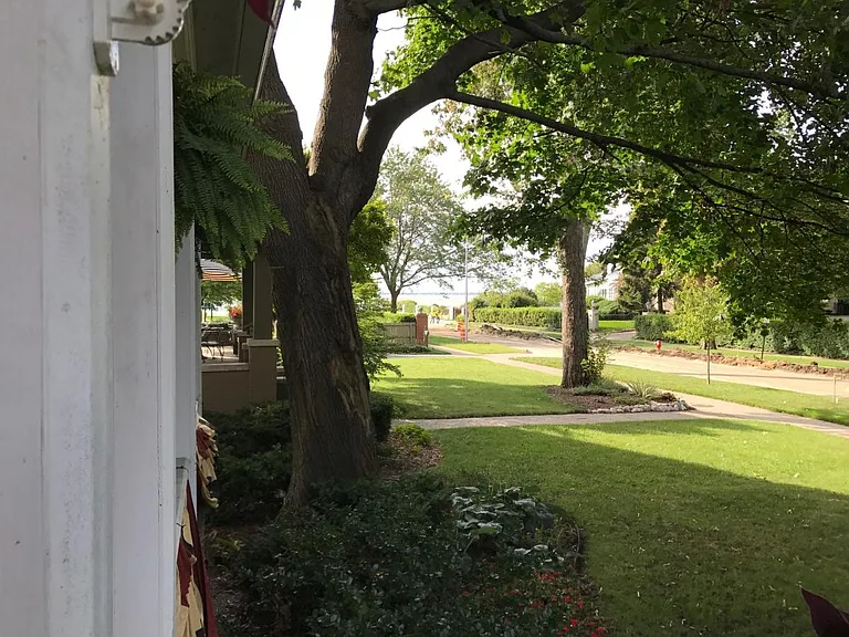 230 Lakeland St — Photo 9