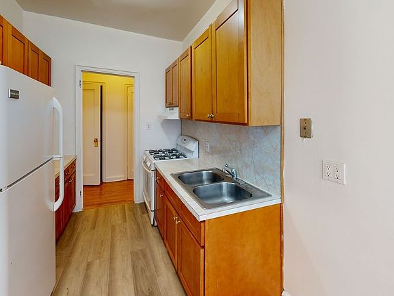 2nd image of 83-15 Lefferts Blvd #6L