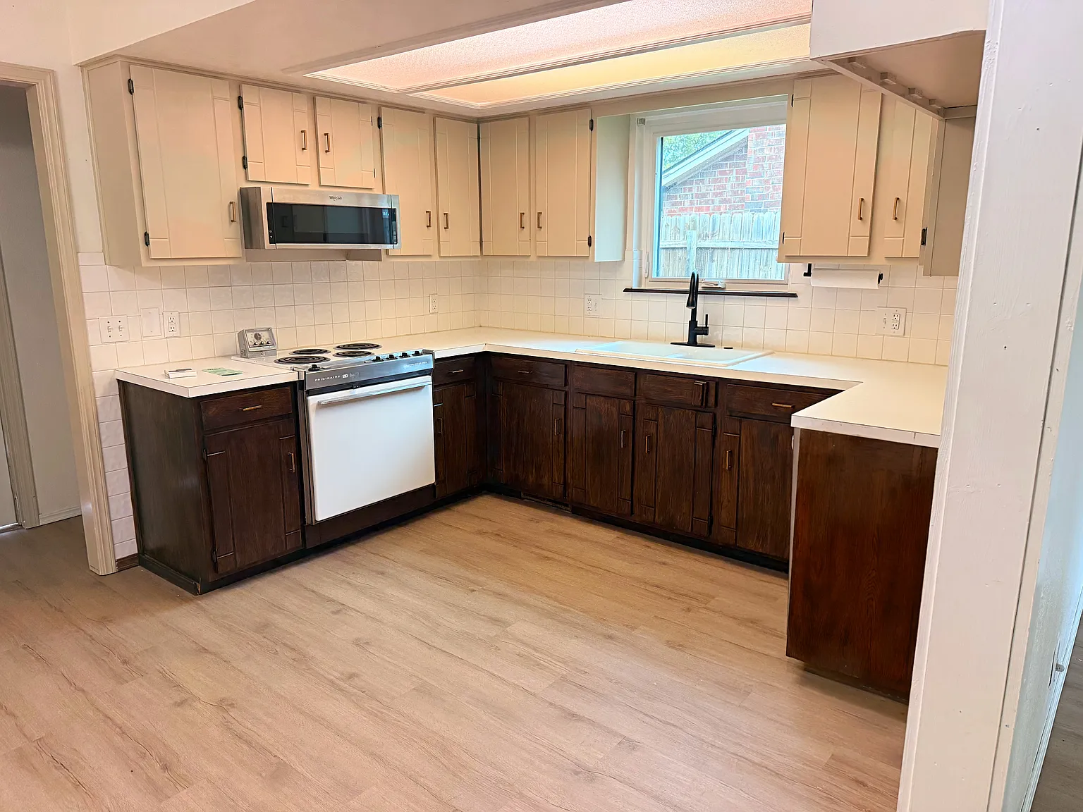 3 bed, 1498 sqft, $1,700 — Photo 3