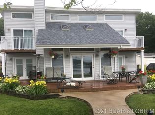 101 Arnhold Ave, Versailles, MO 65084