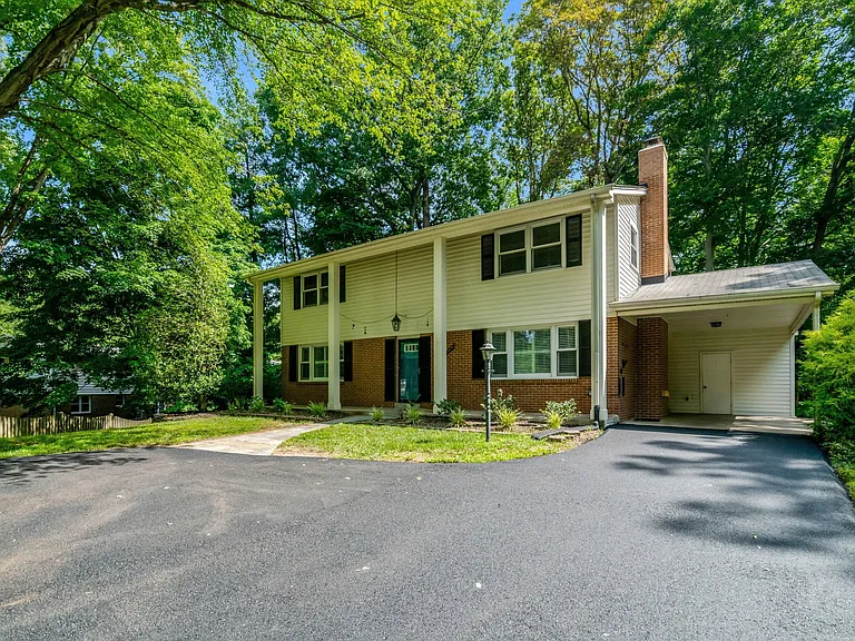 7217 Reservation Dr — Photo 2