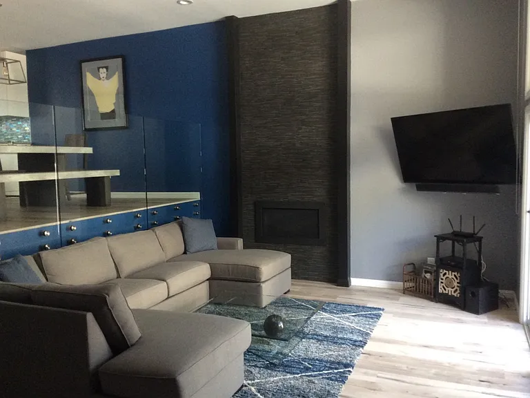 4872 McConnell Ave — Photo 3