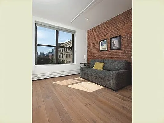 Sold by Stribling | media 22