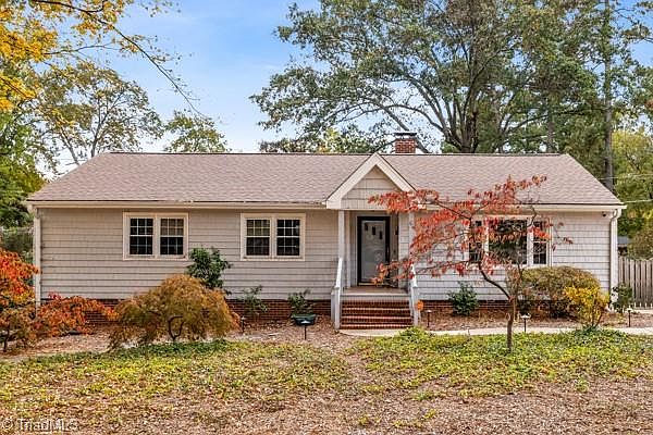 1st image of 2311 Fernwood Dr