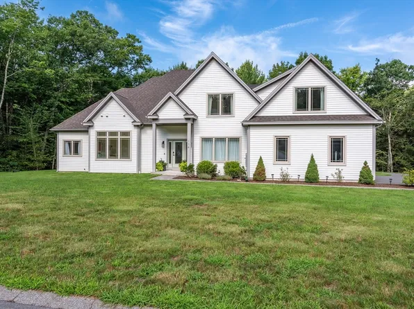 114 Lindenridge Rd, Amherst, MA 01002