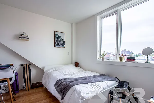 Rented by EXR | media 23