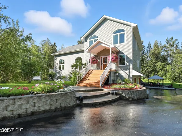 2900 N Barrys Resort Dr, Wasilla, AK 99654