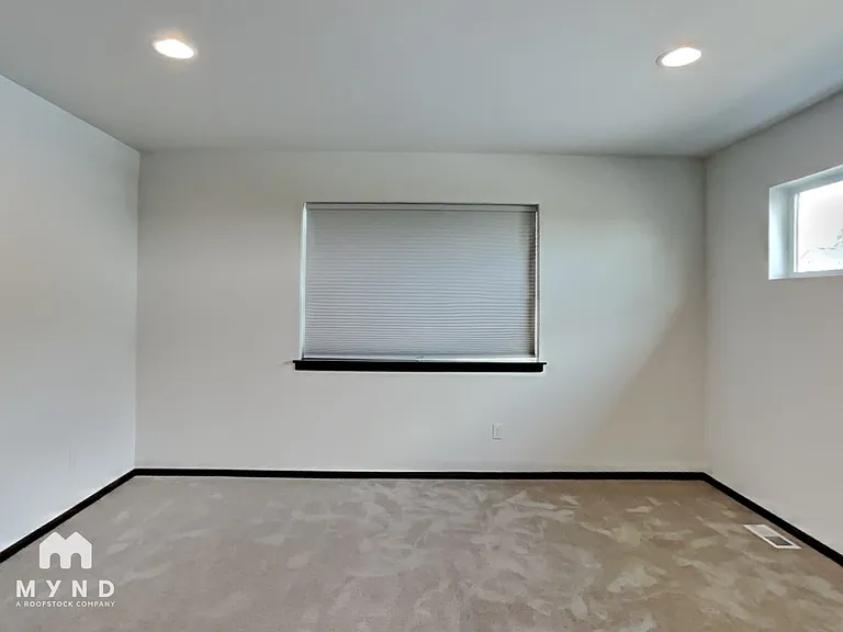 2753 S 124th Ln — Photo 21