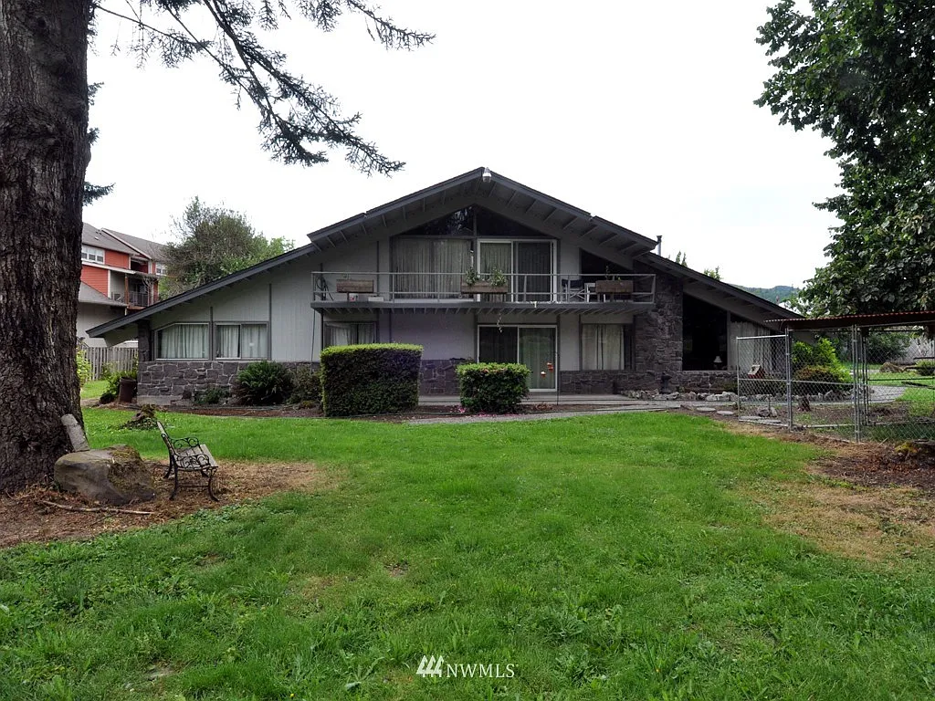 1797 Lewis River Road photo 1
