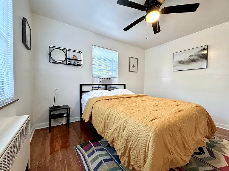 3512 Hazelwood Ave #2 — Photo 6