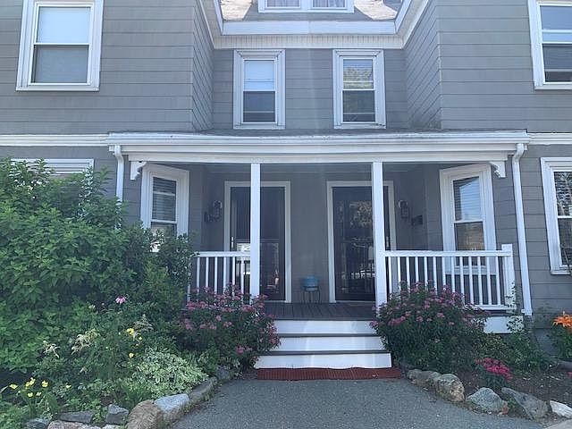 1st image of 34 Bartlett St #1/2