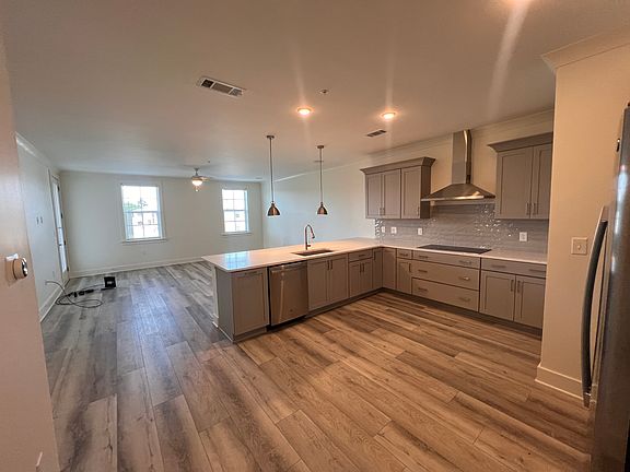 2nd image of 179 S County Highway 393 Unit 442