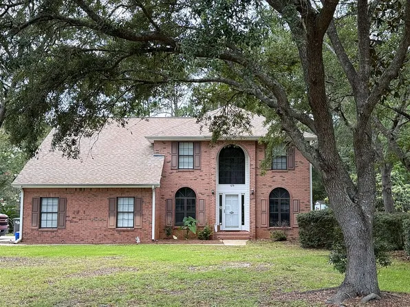 106 Longwood Rd, Saint Marys, GA 31558