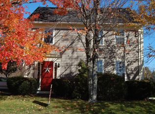 59 South Rd, East Kingston, NH 03827