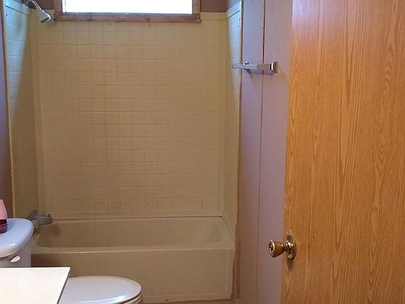 5th image of 129 Bel Aire Dr