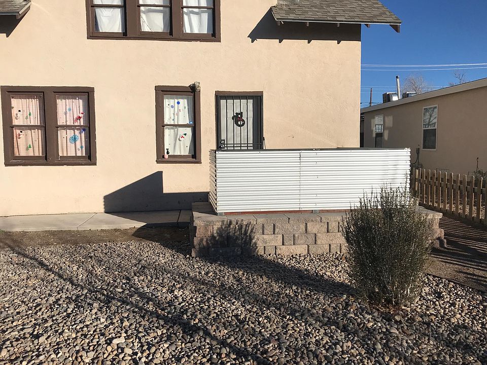 1st image of 204 Cornell Dr SE Unit A