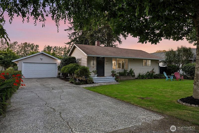 2nd image of 33620 SE 43rd Street