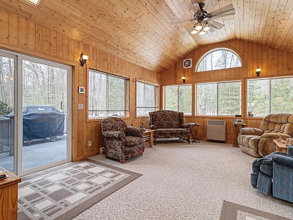 5th image of 669 Springview Dr
