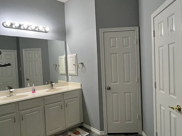 3204 Rainburst Ln — Photo 18