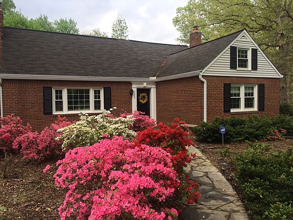 4th image of 3900 Woodley Dr