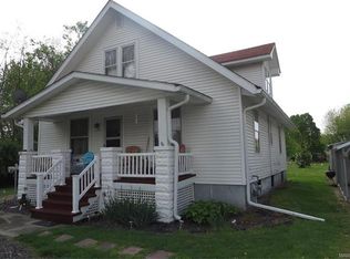 105 Oak St, Moro, IL 62067