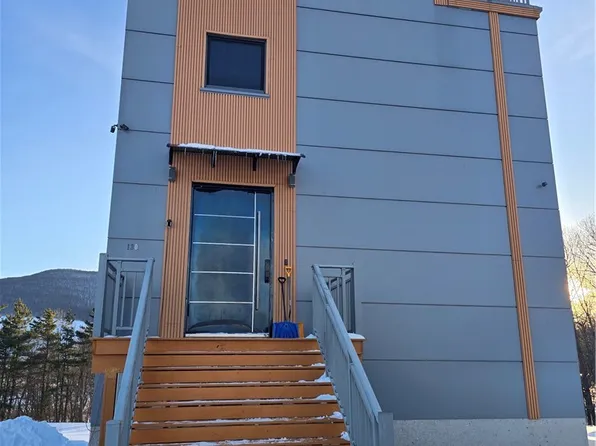 130 Fieldstone Dr, Stamford, NY 12167