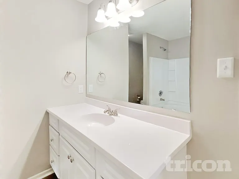 8432 Centenary Dr — Photo 13