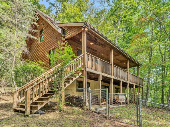 1345 Bottom Creek Ln, Bent Mountain, VA 24059
