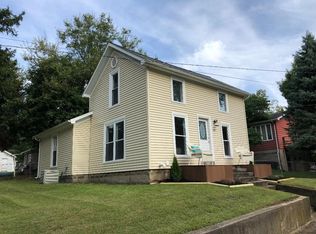 109 S Newnam Ave, Kendallville, IN